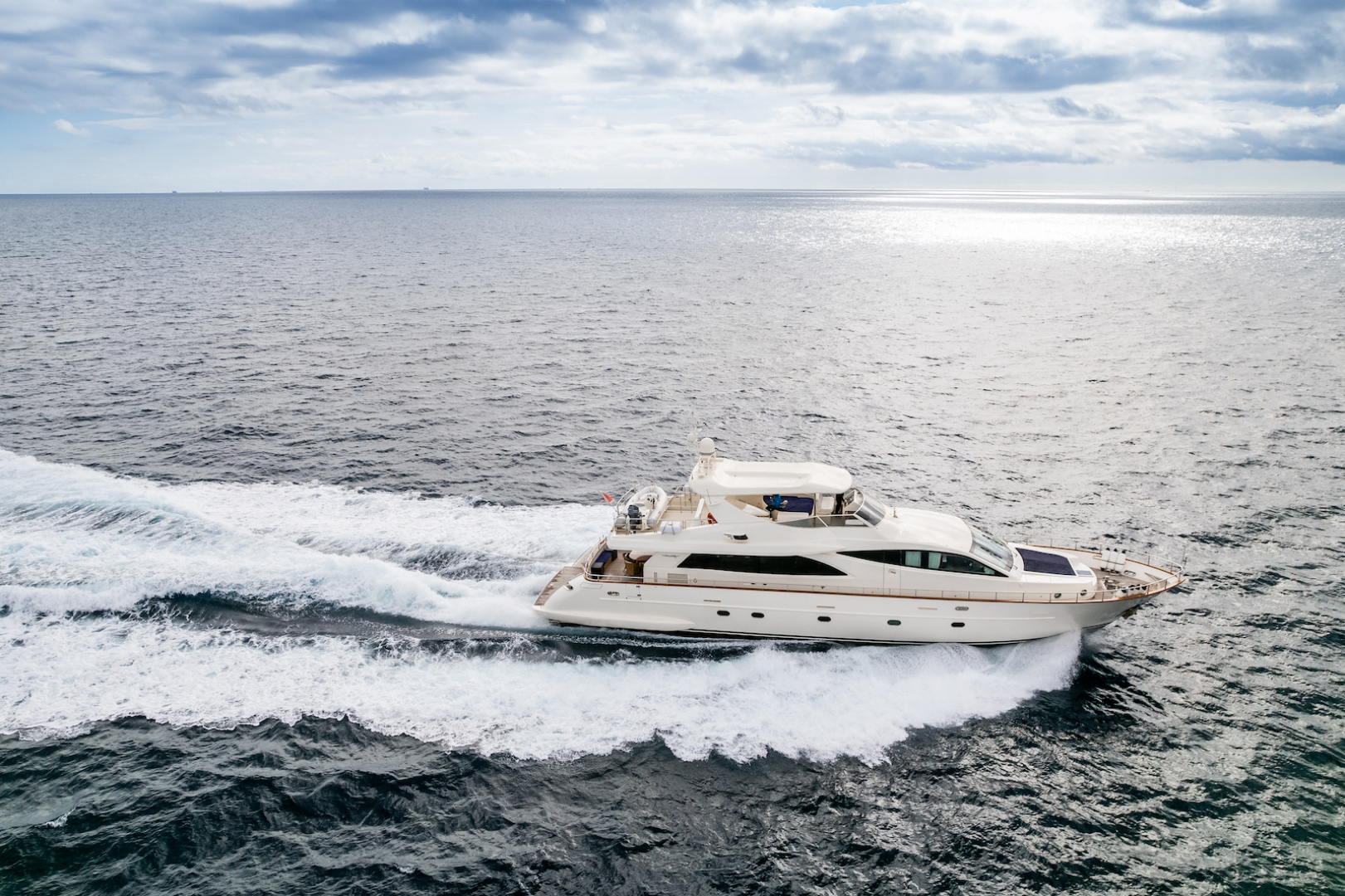 luxury yachts malta