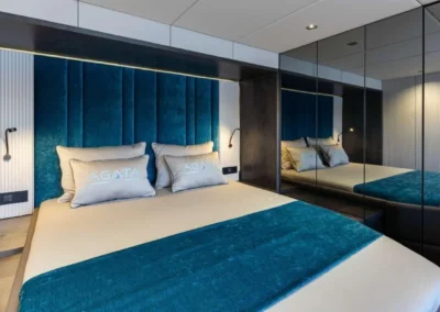 Sunreef 70 AGATA BLU owner's suite